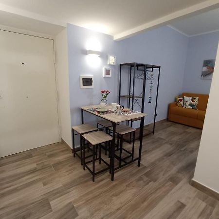 Cappuccini Express House Apartment Pozzuoli Luaran gambar